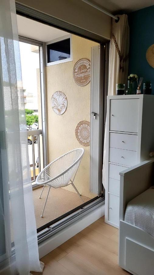 Apartamento Studio Cabine Refait A Neuf A 3 Minutes A Pied De La Plage Le Grau-du-Roi Exterior foto