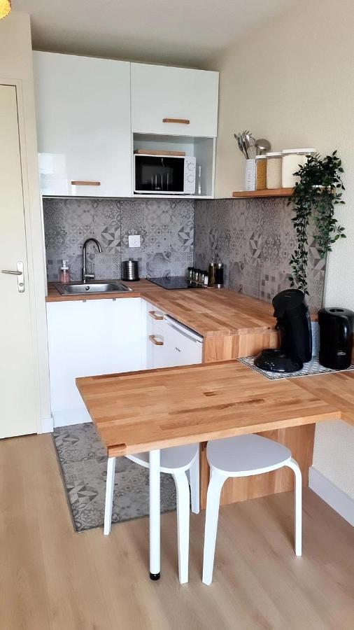 Apartamento Studio Cabine Refait A Neuf A 3 Minutes A Pied De La Plage Le Grau-du-Roi Exterior foto